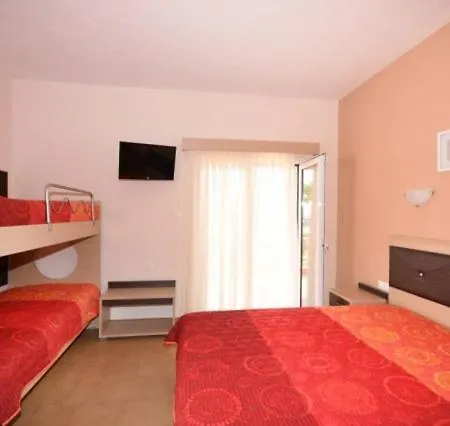 Exohi Aparthotel Sarti