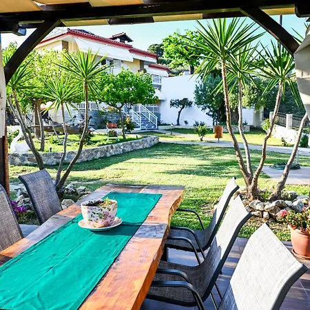 Exohi Aparthotel